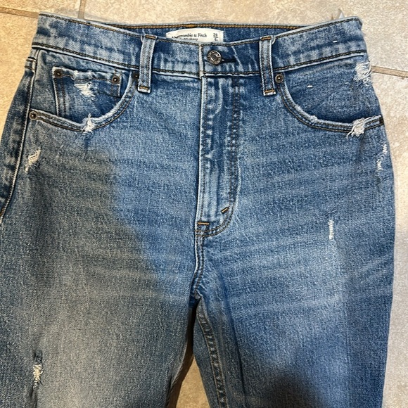 Abercrombie & Fitch The 90s Skinny High Rise Destroyed Jeans 6 Ripped - Picture 5 of 7